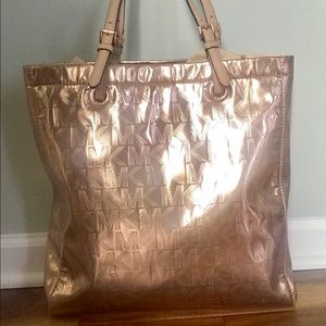 Limited ‘Gold Michael’ Collection.